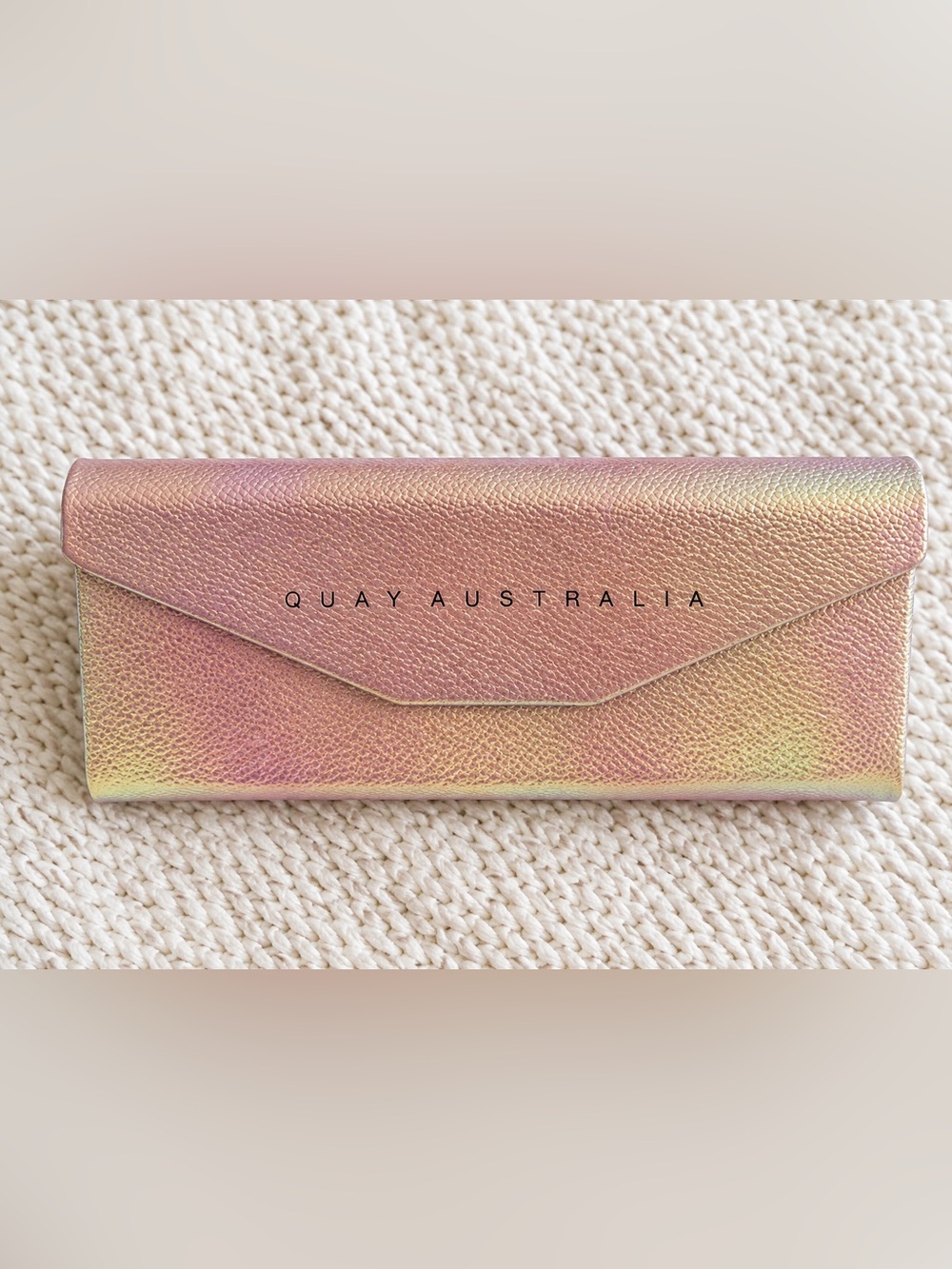 Quay Australia Iridescent Pink Gold Sunglasses Case